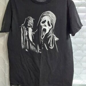 Scream Ghost Face graphic tee